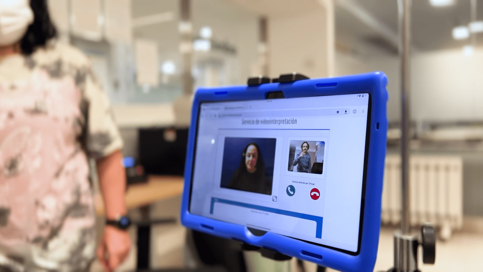 Video Dispositivos para videointerpretación en LSE en las urgencias sanitarias de Galicia - Castellano